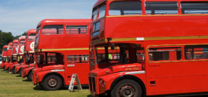 London_bus_EveryStockPhoto_davidnikonvscanon_01